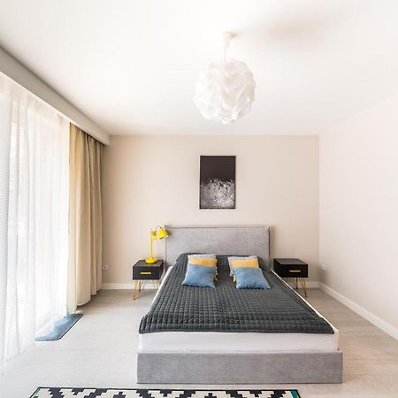 Raval Apartments - Soft Black ريفال المظهر الخارجي الصورة