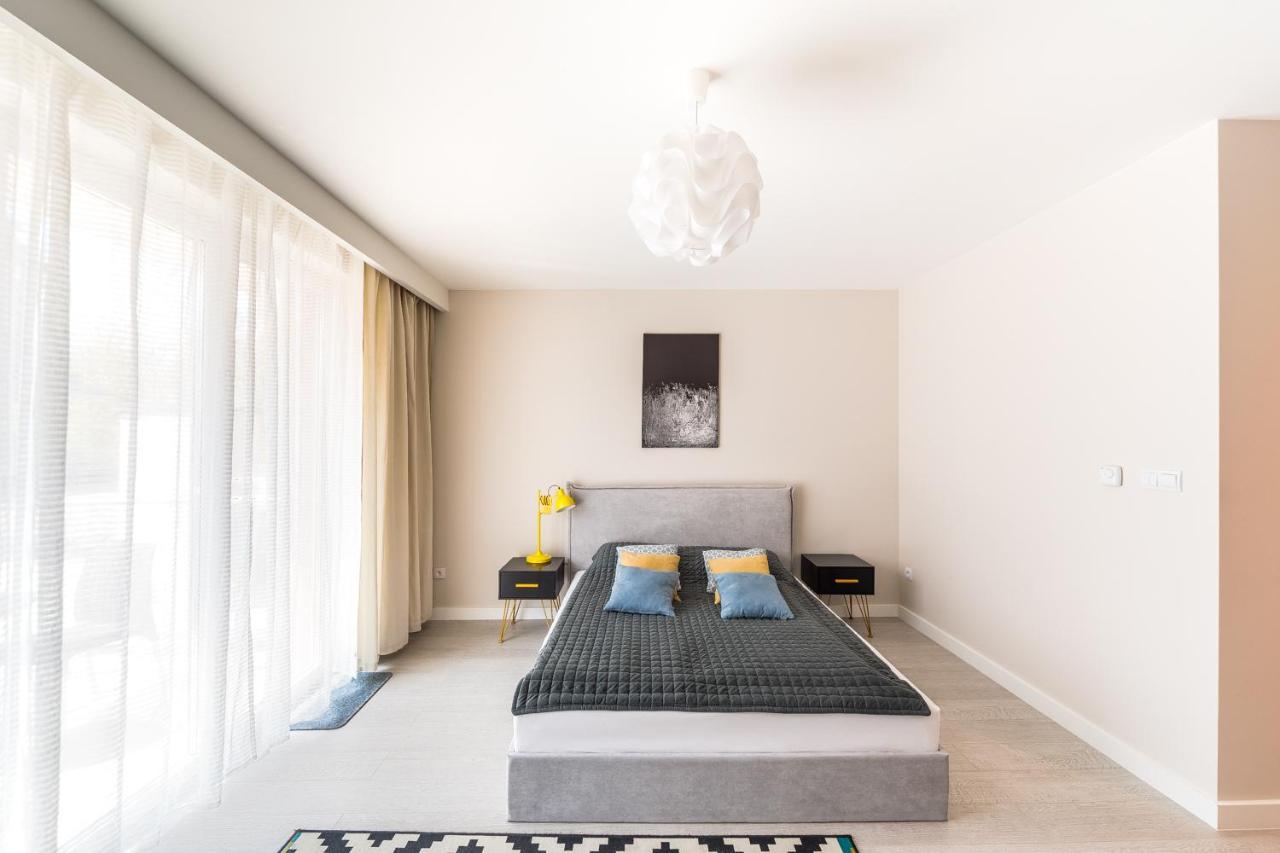 Raval Apartments - Soft Black ريفال المظهر الخارجي الصورة